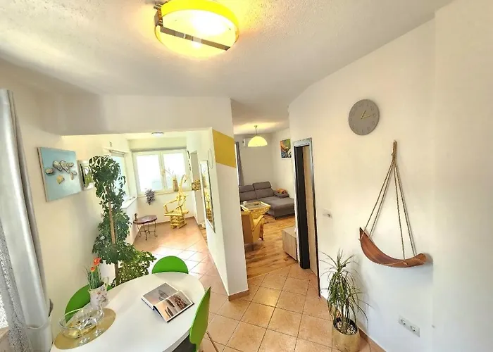 Appartement Lucija *